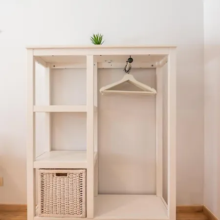 Apartment Beautiful 2br With Wonderful Garden