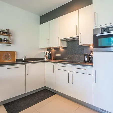 Beautiful 2br With Wonderful Garden Appartamento Ostenda