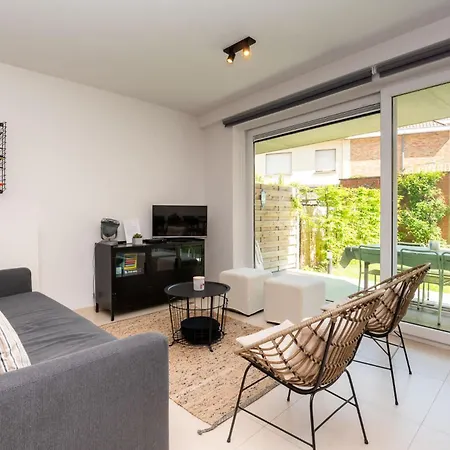 Beautiful 2br With Wonderful Garden Ostende