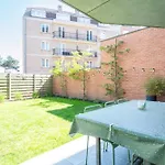 Beautiful 2br With Wonderful Garden