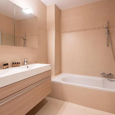 Appartement Beautiful 2br With Wonderful Garden Ostende